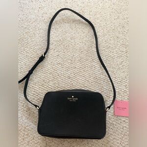 Beautiful black Kate Spade crossbody pristine condition!